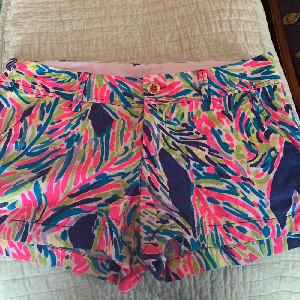 Lilly Pulitzer shorts size 4
